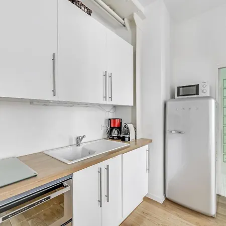 Bright And Equipped Close To Opera Апартаменты Париж